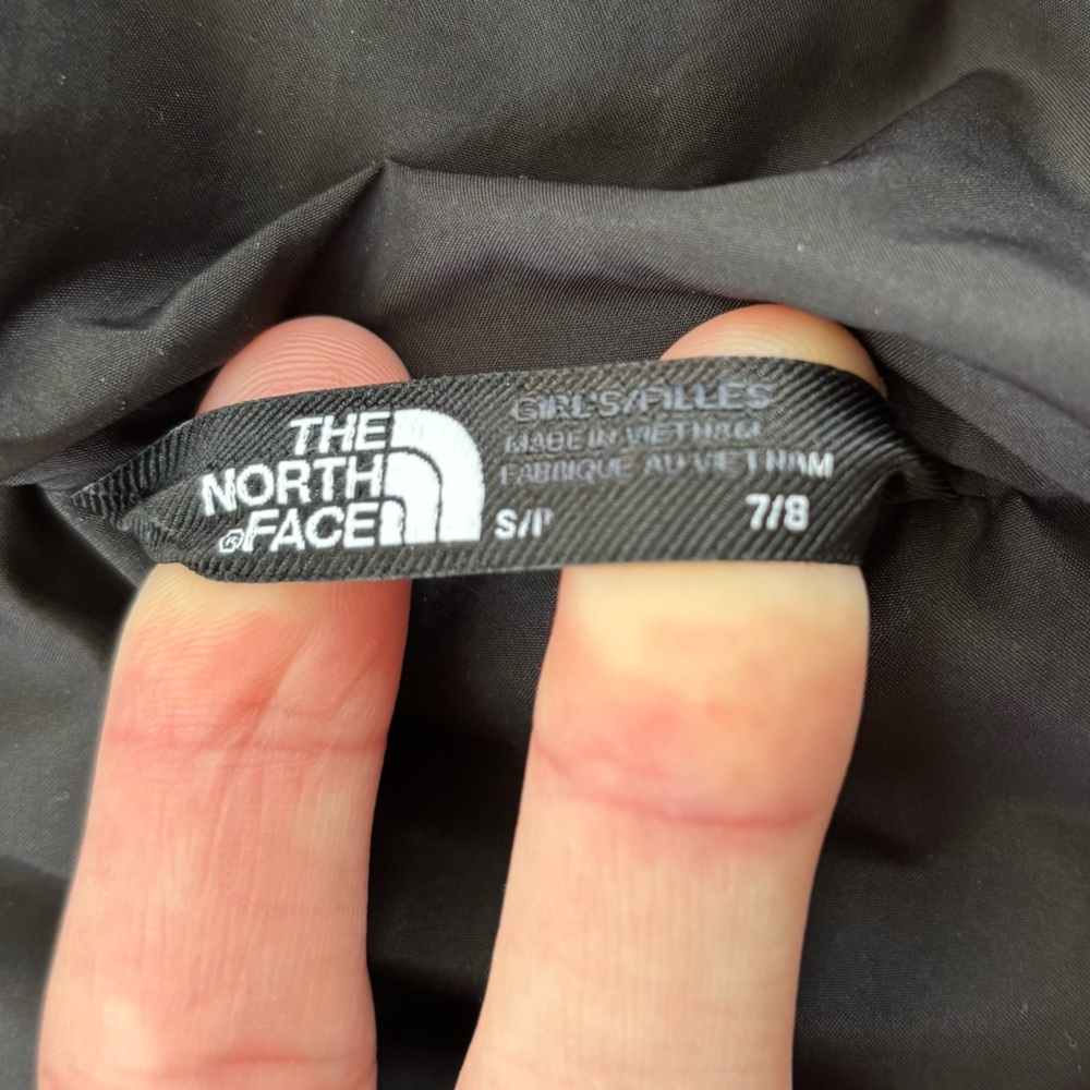 The North Face Kids Black Hooded Puffer Coat | size small 7/8 - Picture 6 of 6